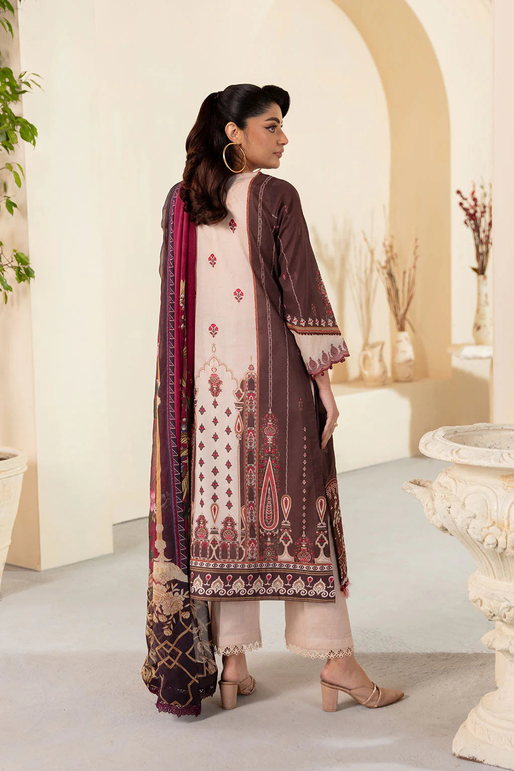 Ramsha Mashaal Luxury Lawn Vol 13 2025 | L-1309