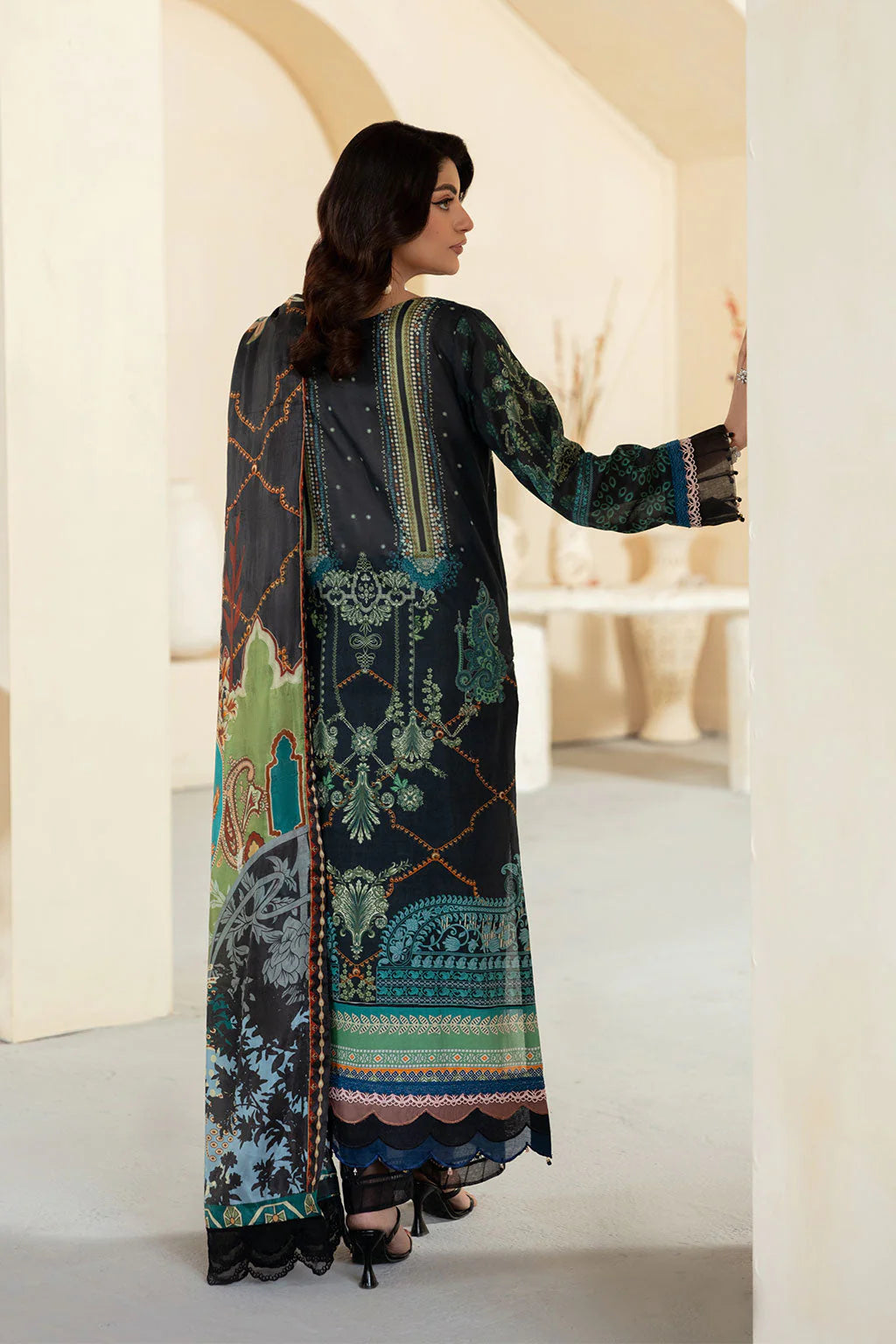 Ramsha Mashaal Luxury Lawn Vol 13 2025 | L-1301