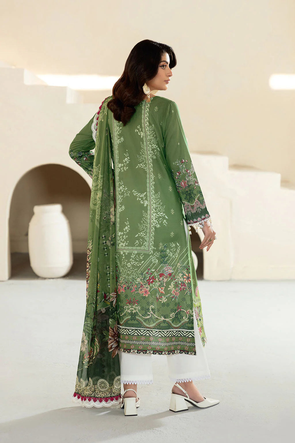 Ramsha Mashaal Luxury Lawn Vol 13 2025 | L-1307