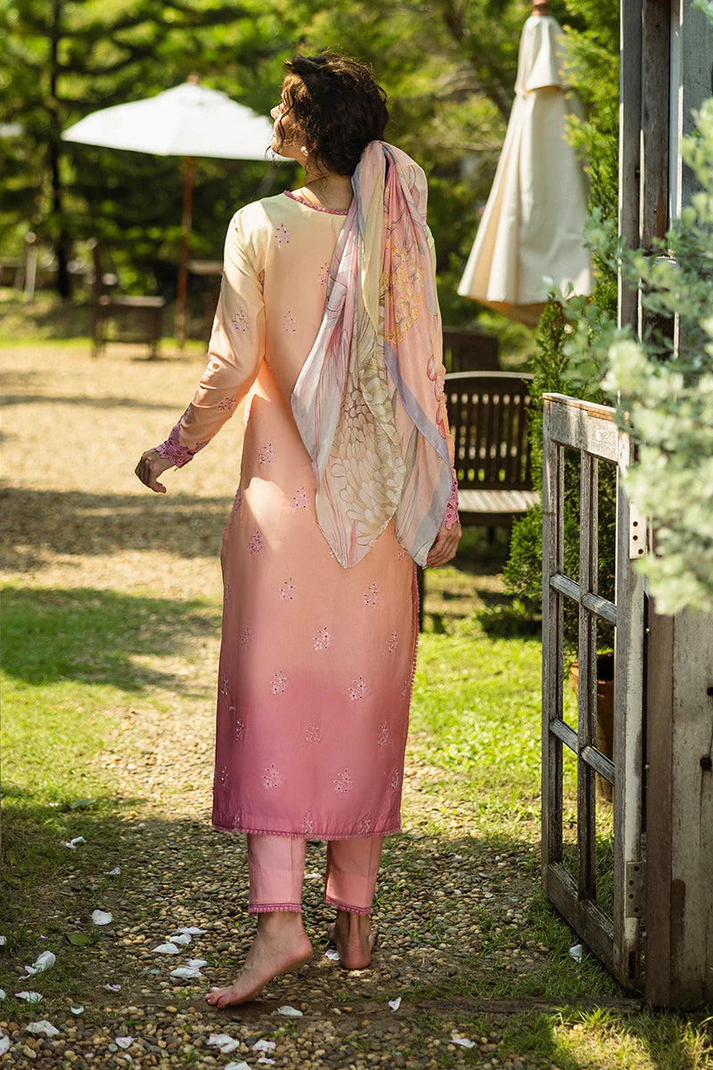 Mushq Solace Ombre Chikankari | Risate