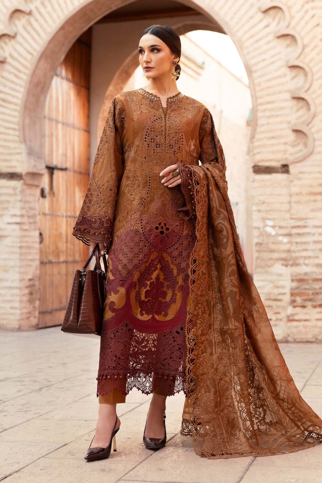 MARIA B Luxury Lawn 2025 | D-2501-B