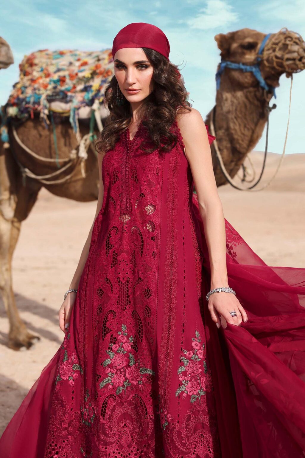 MARIA B Luxury Lawn 2025 | D-2504-A IQ (GZ-404)