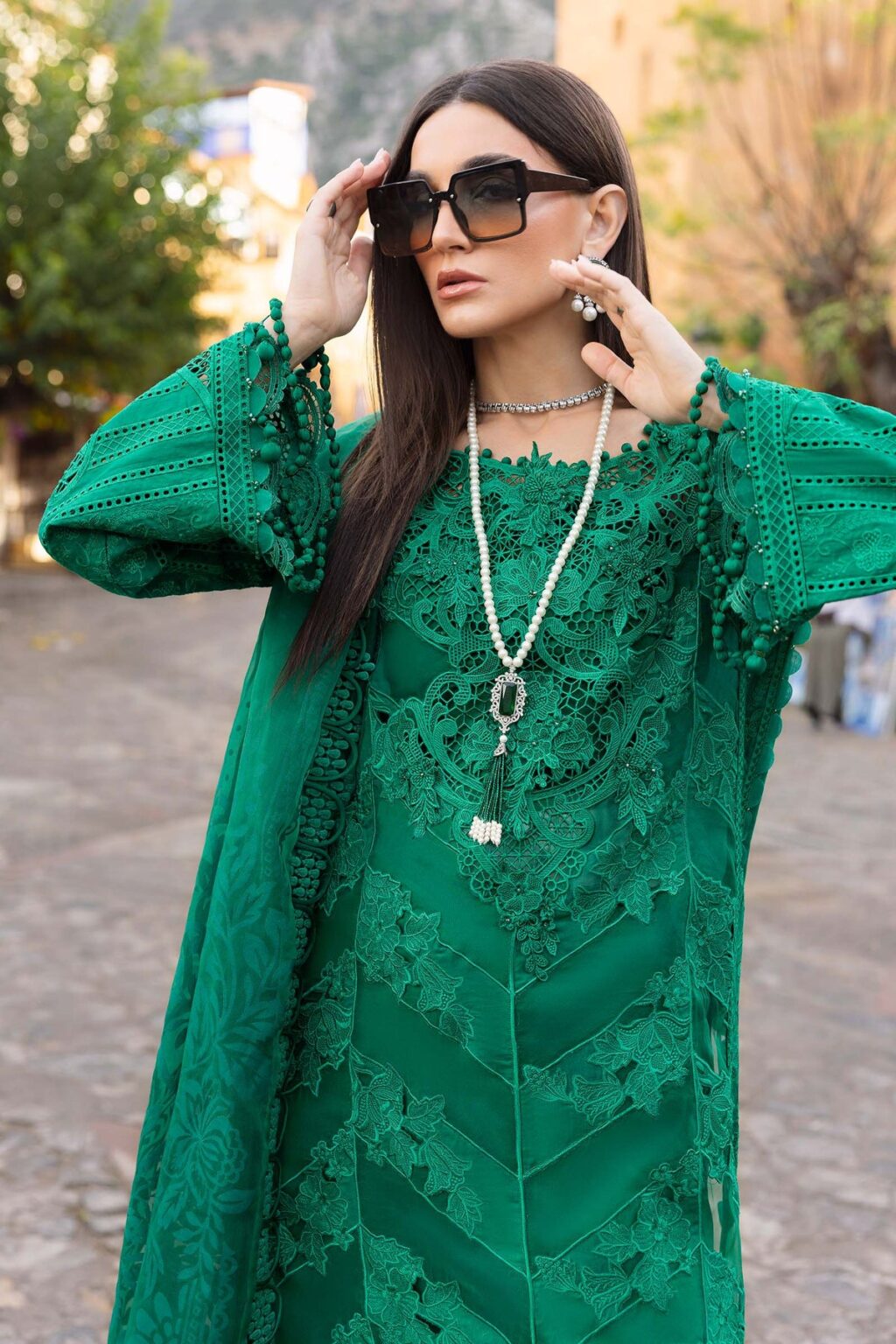 MARIA B Luxury Lawn 2025 | D-2508-B IQ