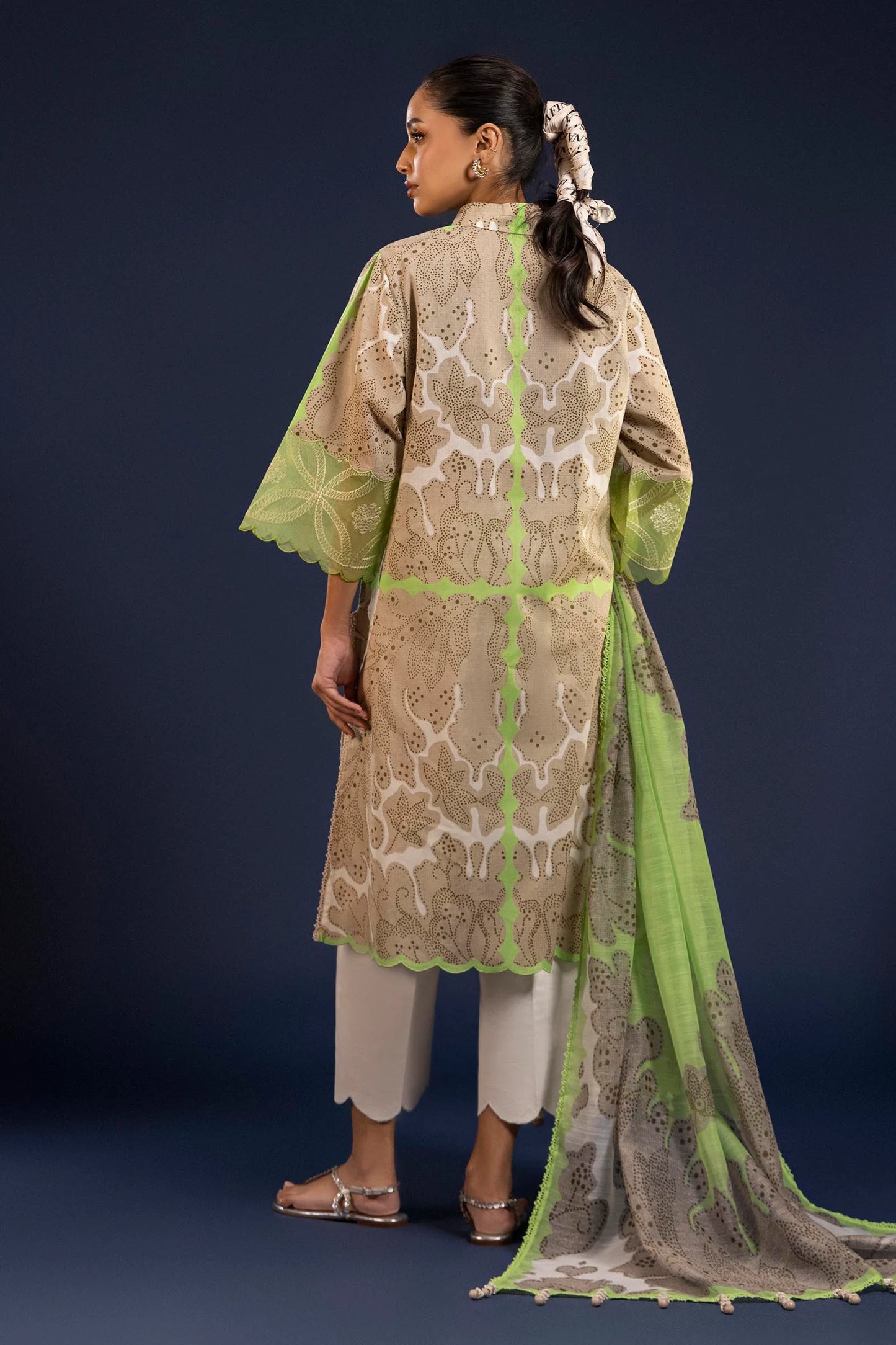 Sana Safinaz 004B