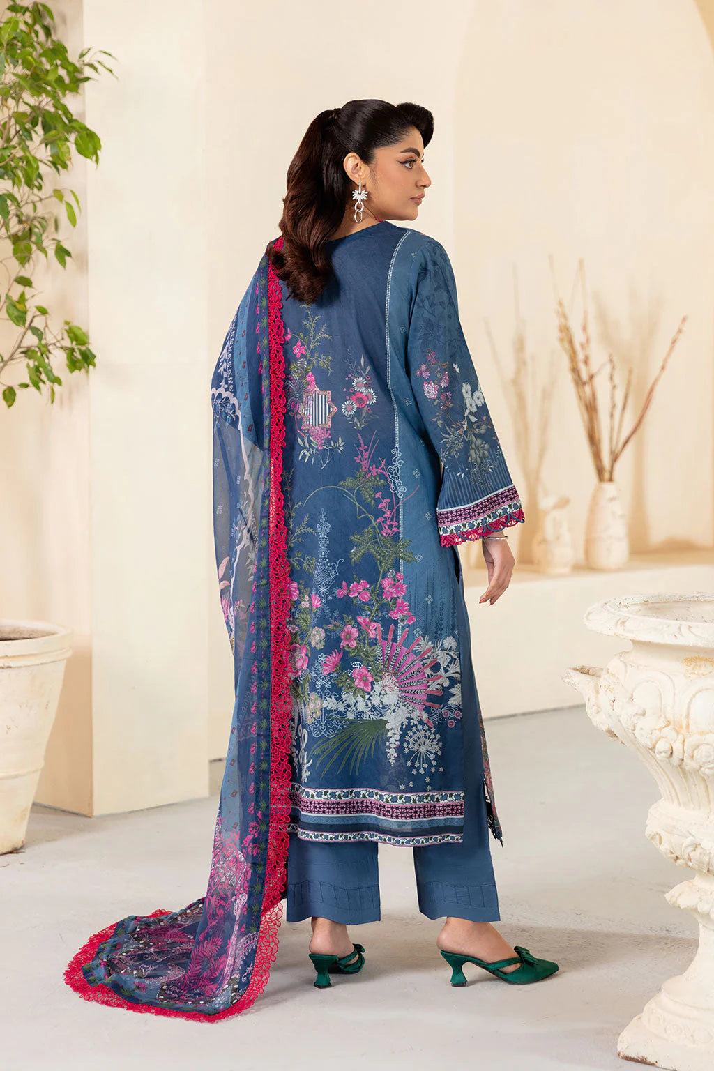 Ramsha Mashaal Luxury Lawn Vol 13 2025 | L-1305